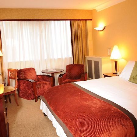 Clyde Court Hotel Дъблин Стая снимка