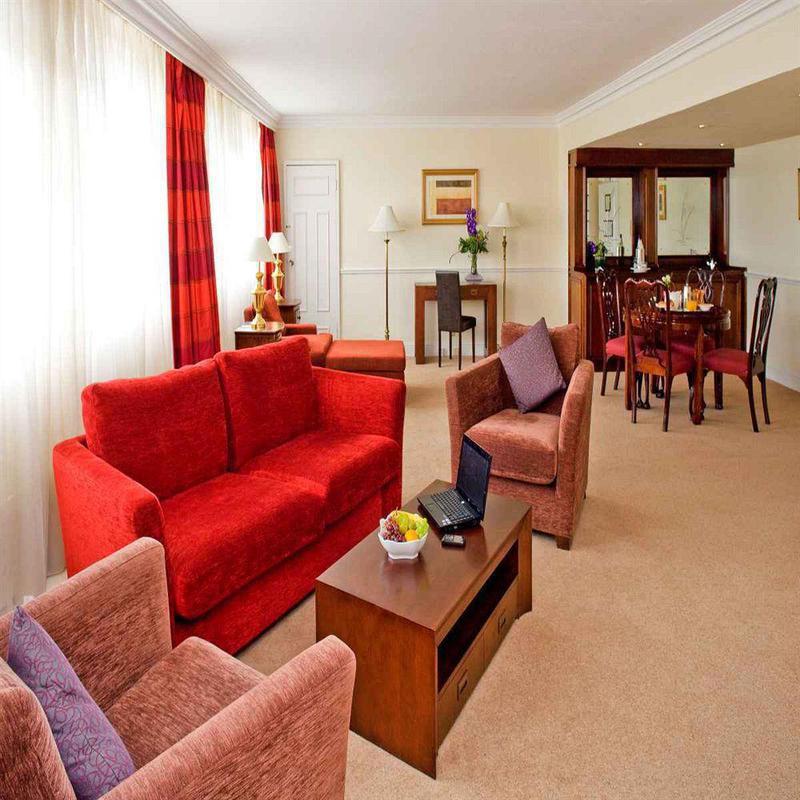 Clyde Court Hotel Дъблин Екстериор снимка