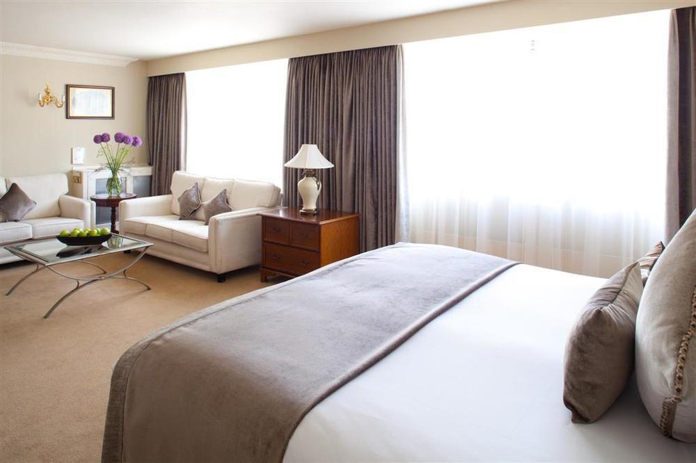 Clyde Court Hotel Дъблин Стая снимка