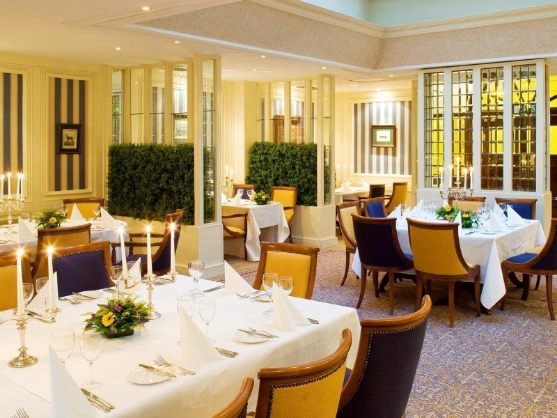 Clyde Court Hotel Дъблин Екстериор снимка