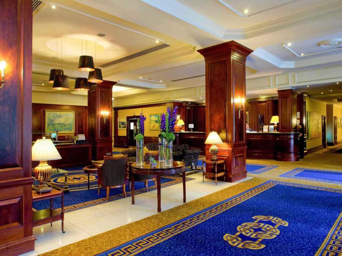 Clyde Court Hotel Дъблин Интериор снимка